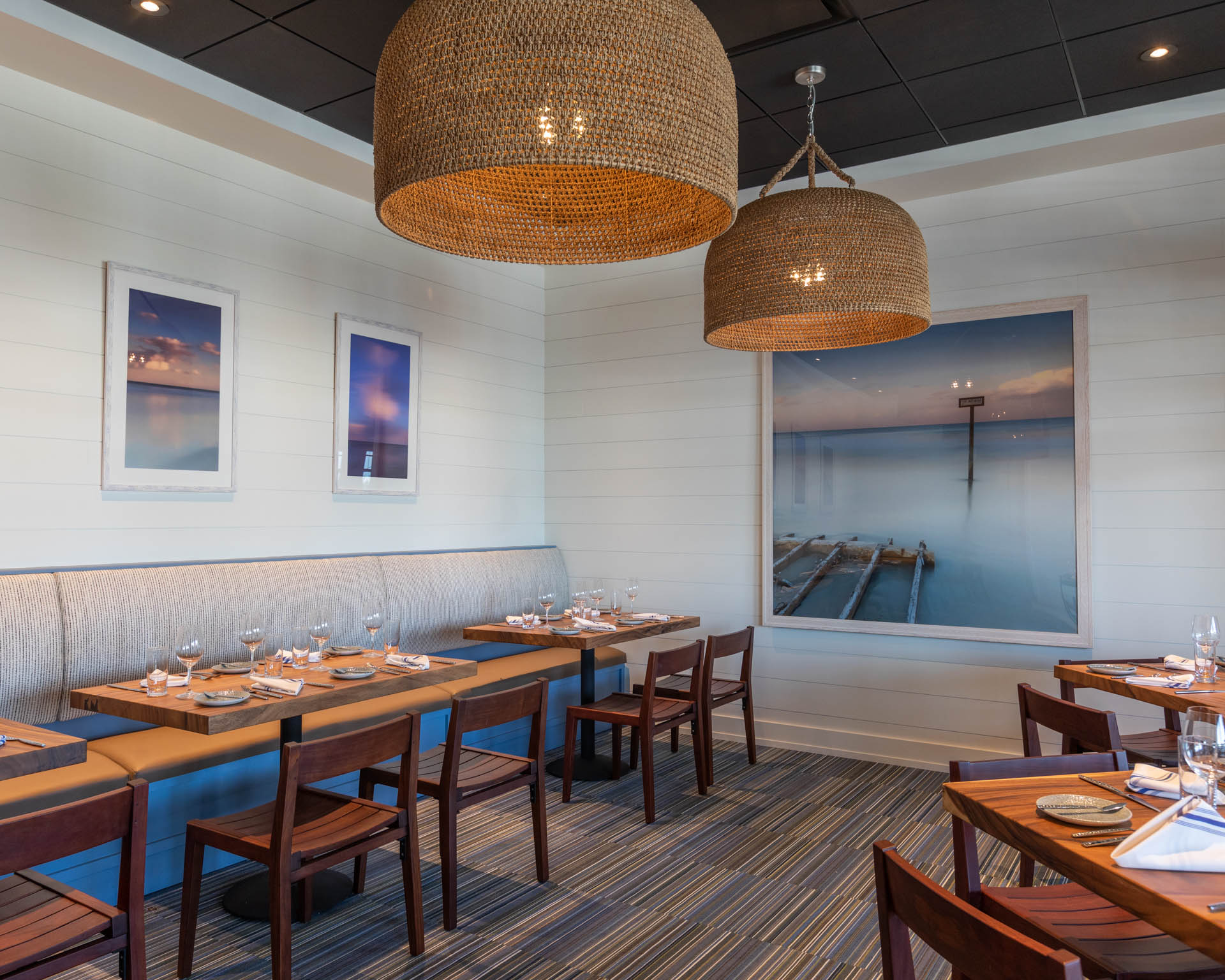 Discover the art of restaurant interior design in Jacksonville. We bring Chef Pritchard's vision to life with a blend of local cuisine and aesthetics.